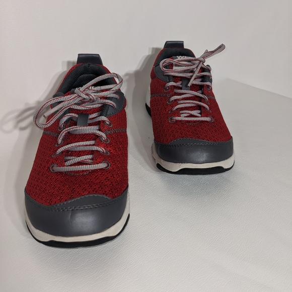 NWOT Dr. Weil Walking Shoes - Picture 3 of 10